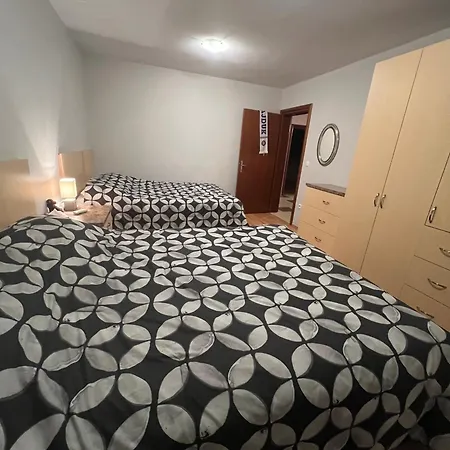 Apartment Spacious In Vodice, 3br-2ba, Free Wifi Vodice